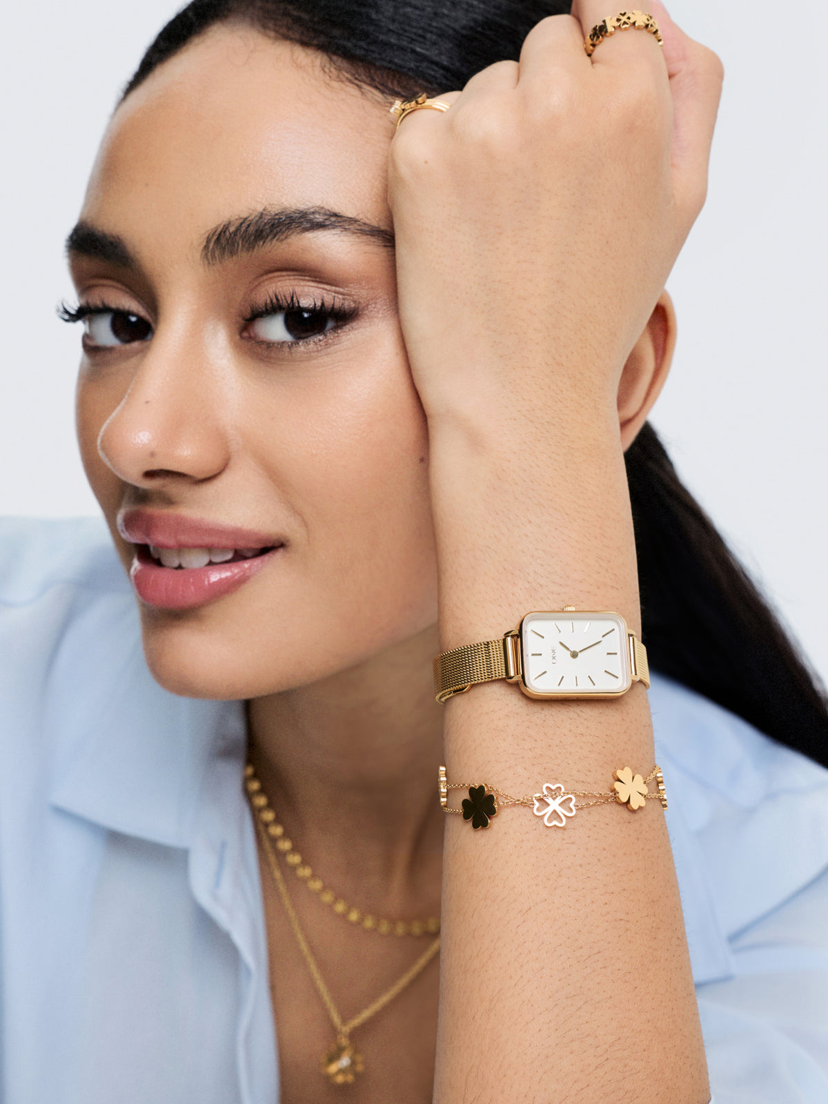 ONE Daily Form Gold Watch