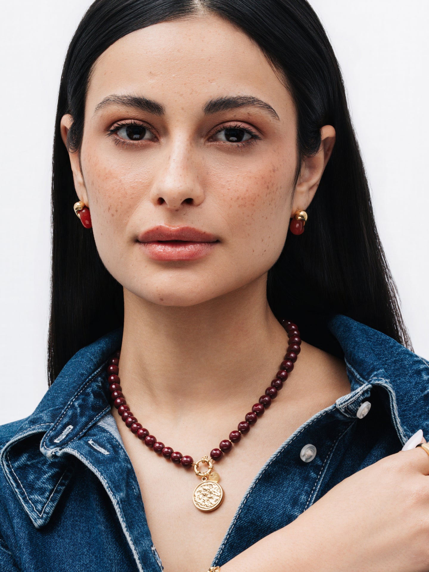 Colar One Neckmess Carmela Rode Vlam