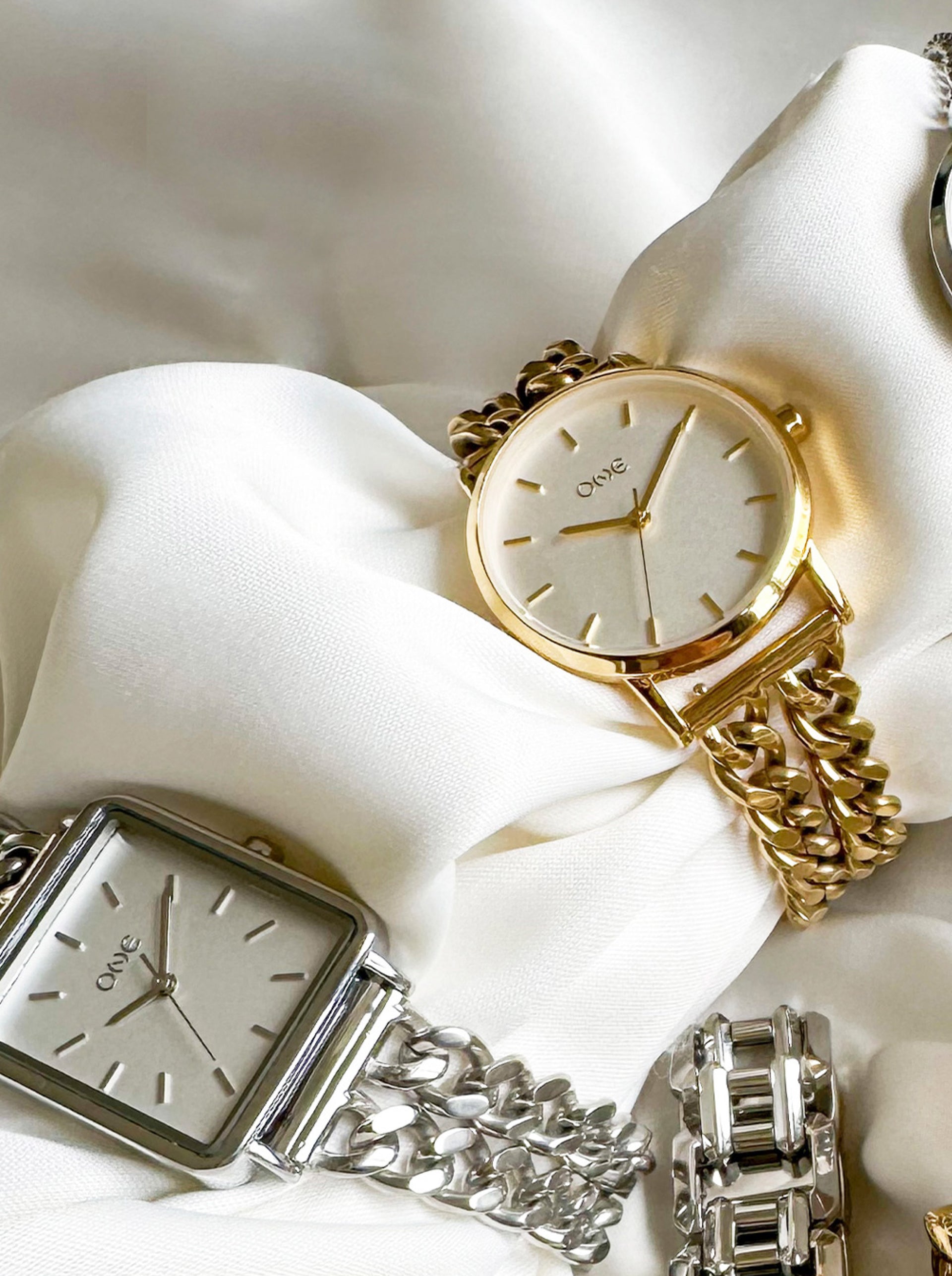 Relógio One Nice Gold - OL9476BG32L