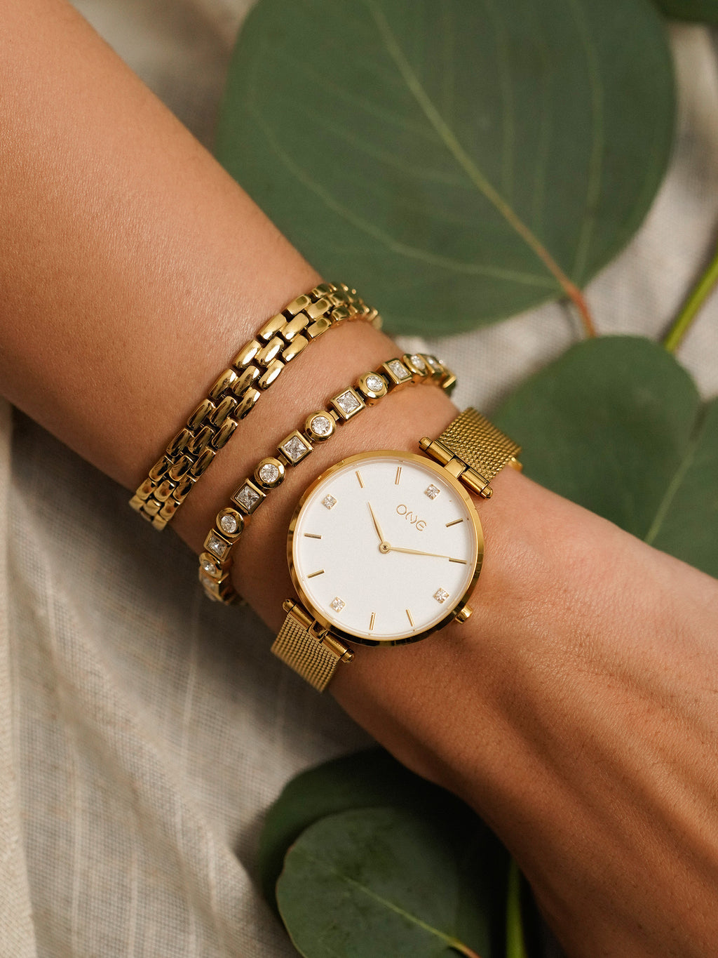 Reloj One Divine Oro